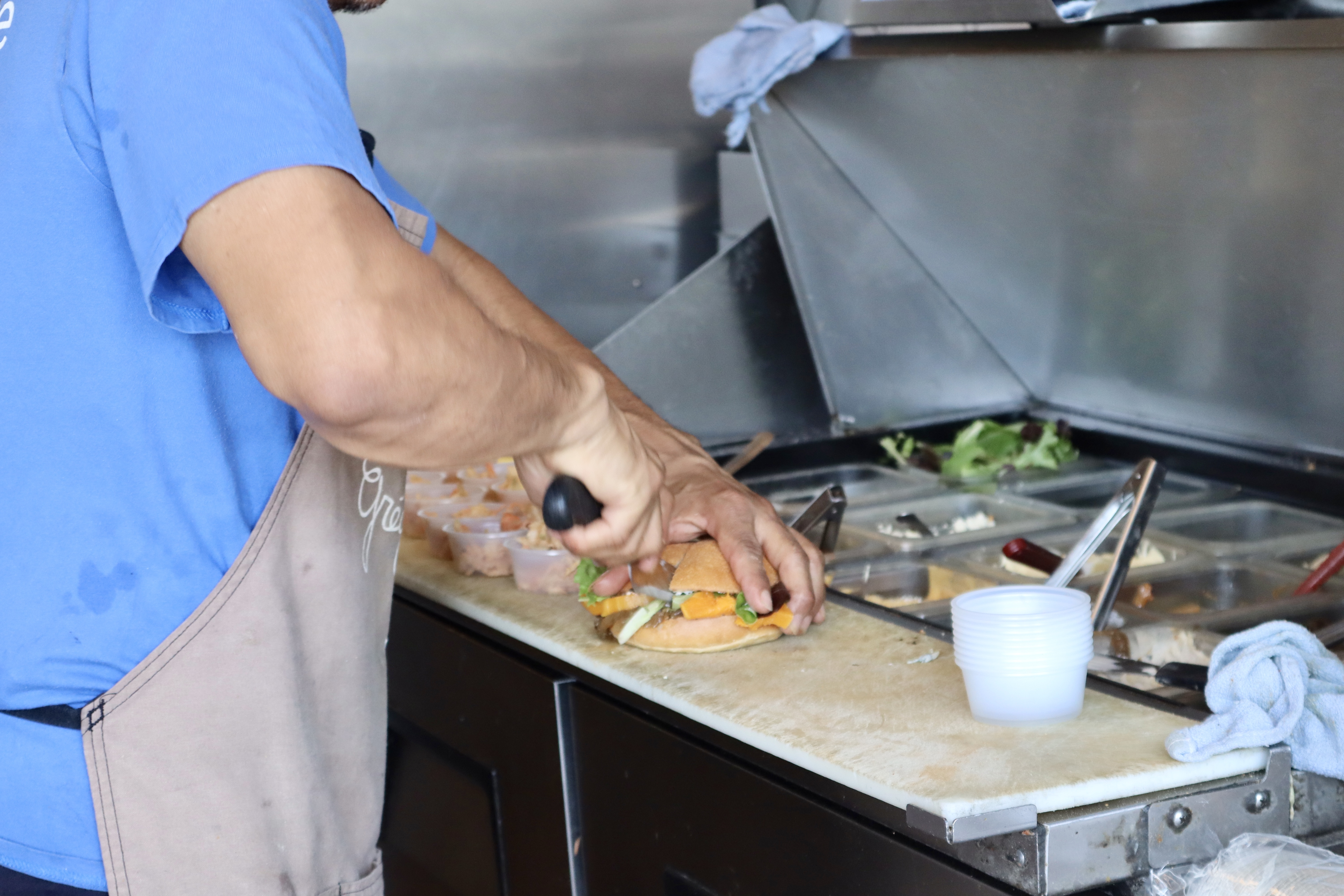 Gregoire sandwich cutting