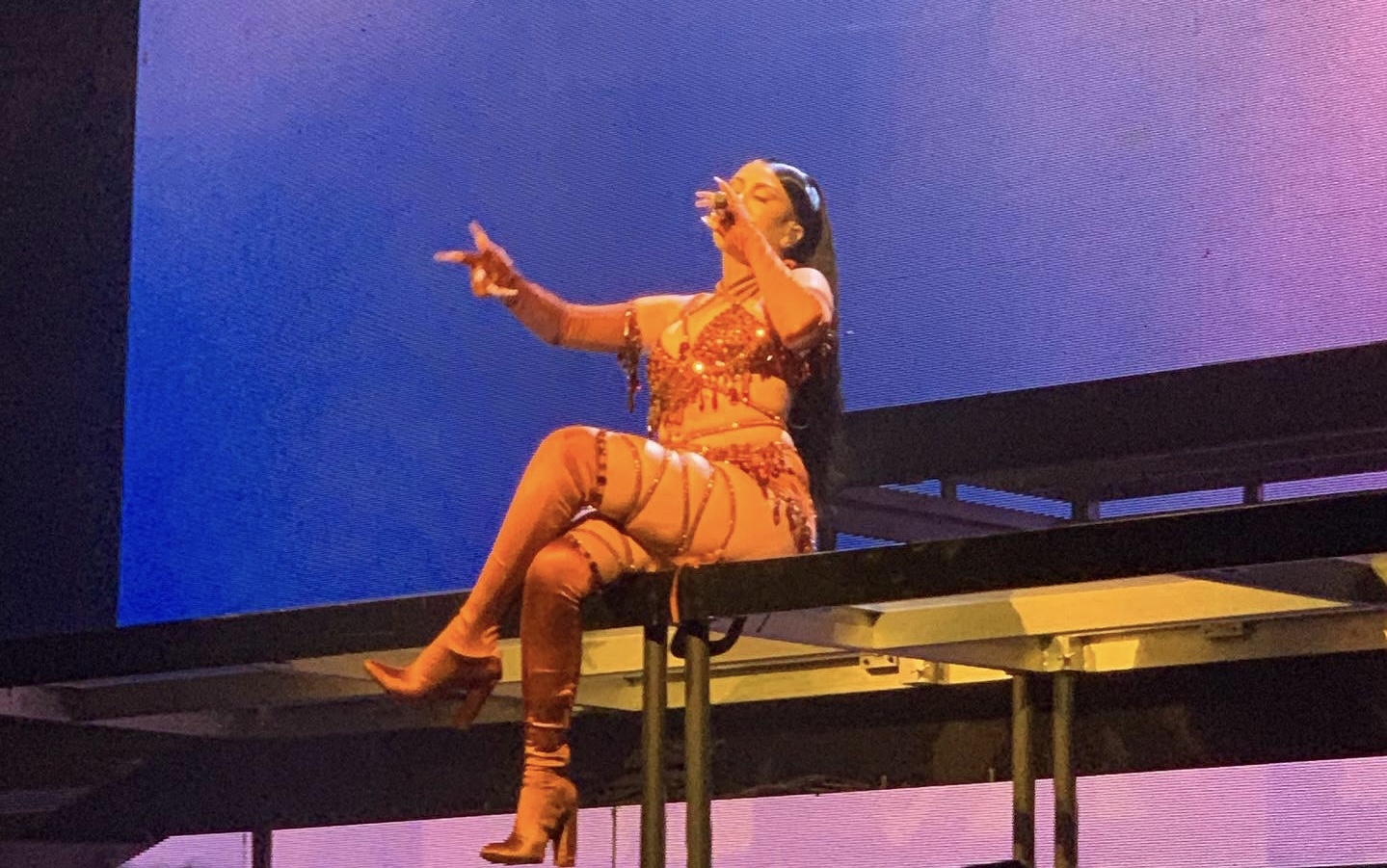 Kali Uchis performing