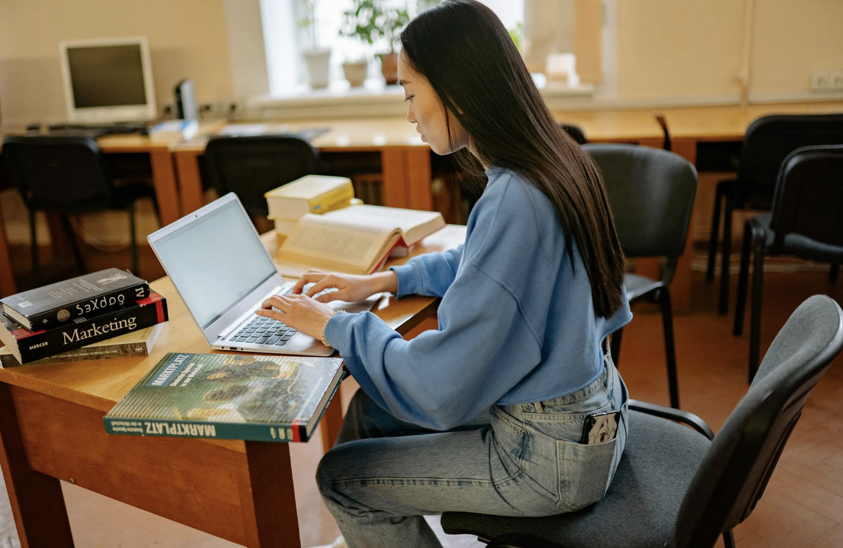 screenshot 20260407 at 30056pmpng by Yan Krukau?width=698&height=466&fit=crop&auto=webp&dpr=4