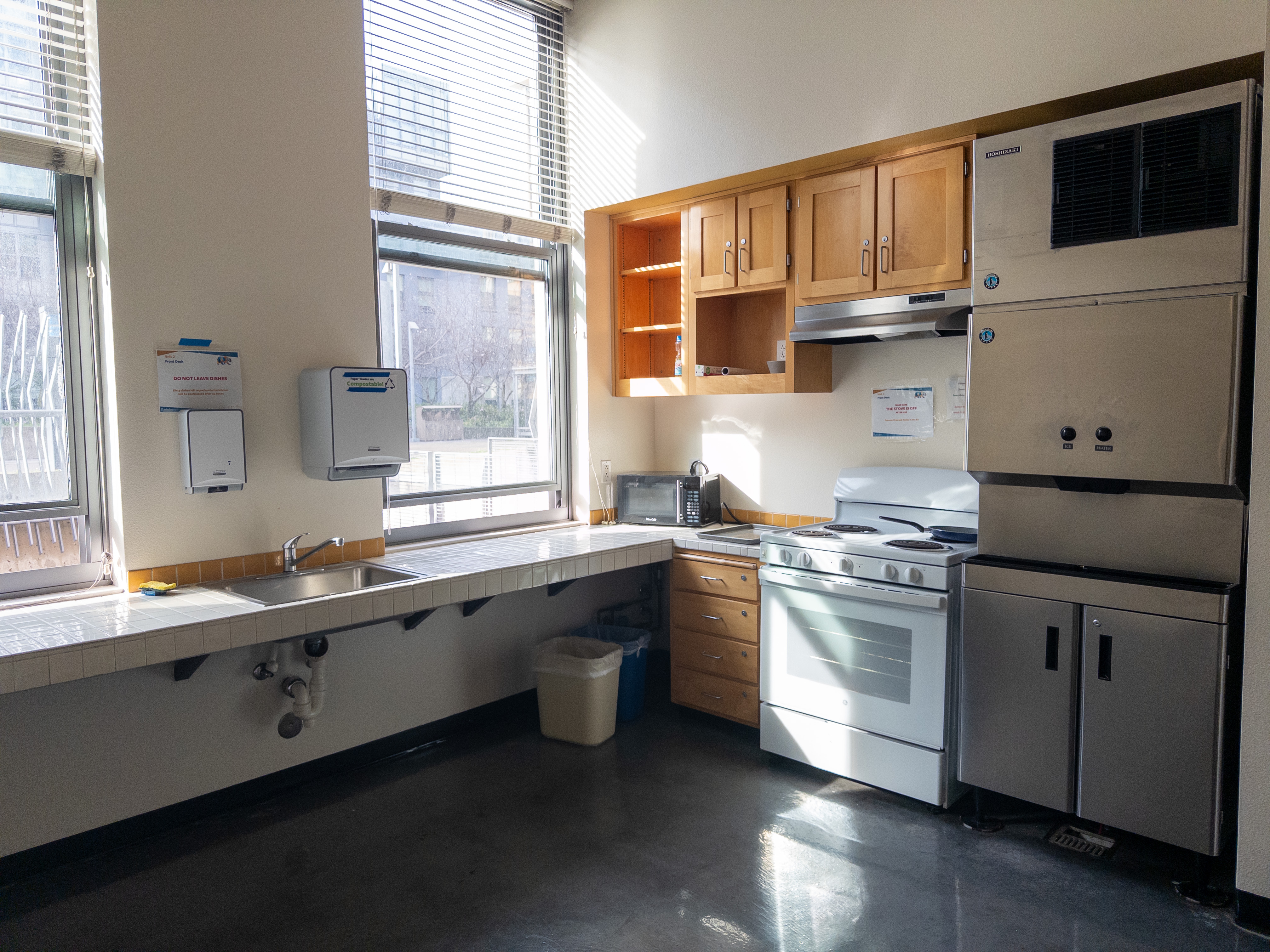 Berkeley dorm (Towle) kitchen