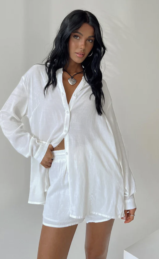 linen set?width=1024&height=1024&fit=cover&auto=webp&dpr=4