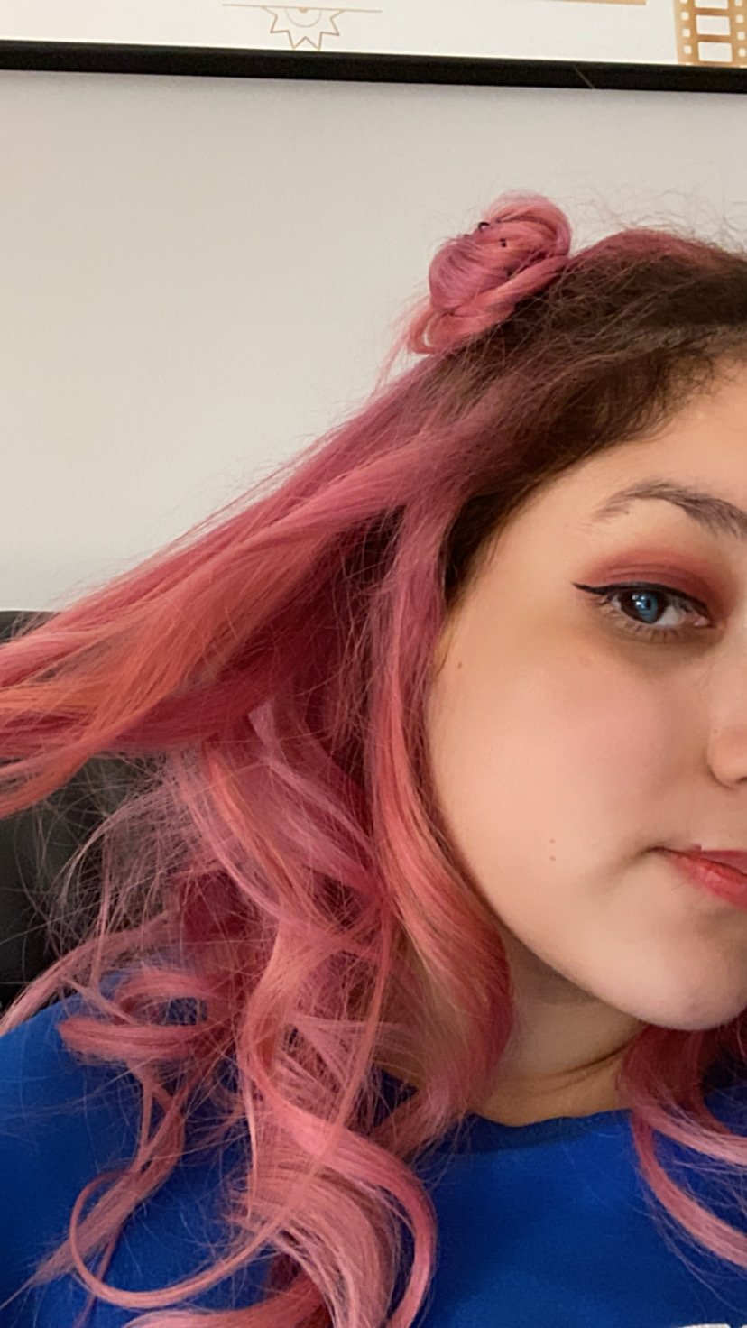 pink hair by Allison Oliva?width=698&height=466&fit=crop&auto=webp&dpr=4