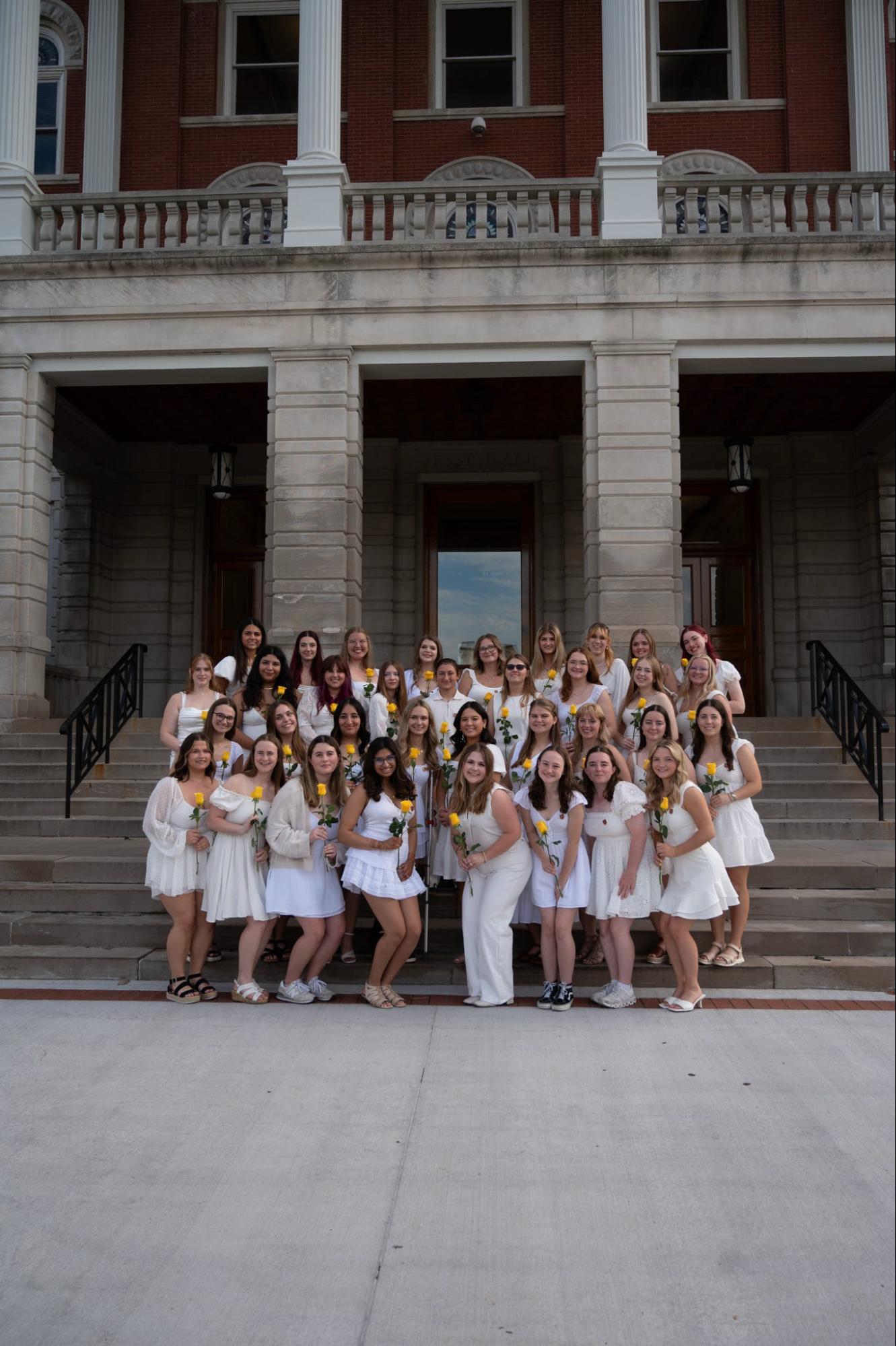 group of college sorority girls