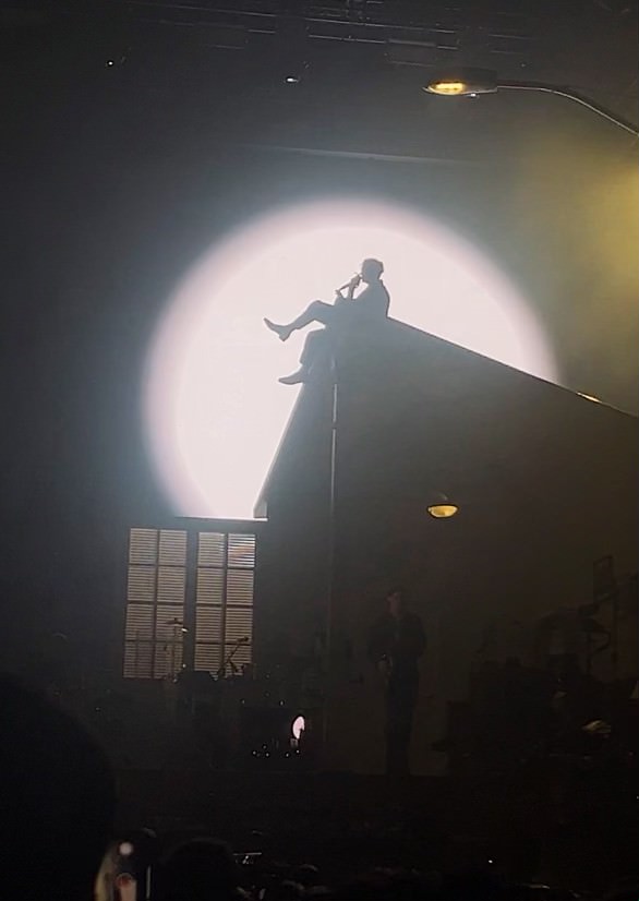 matty healy on stage