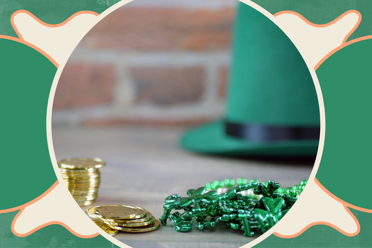 st patrick\'s day decorations on a table