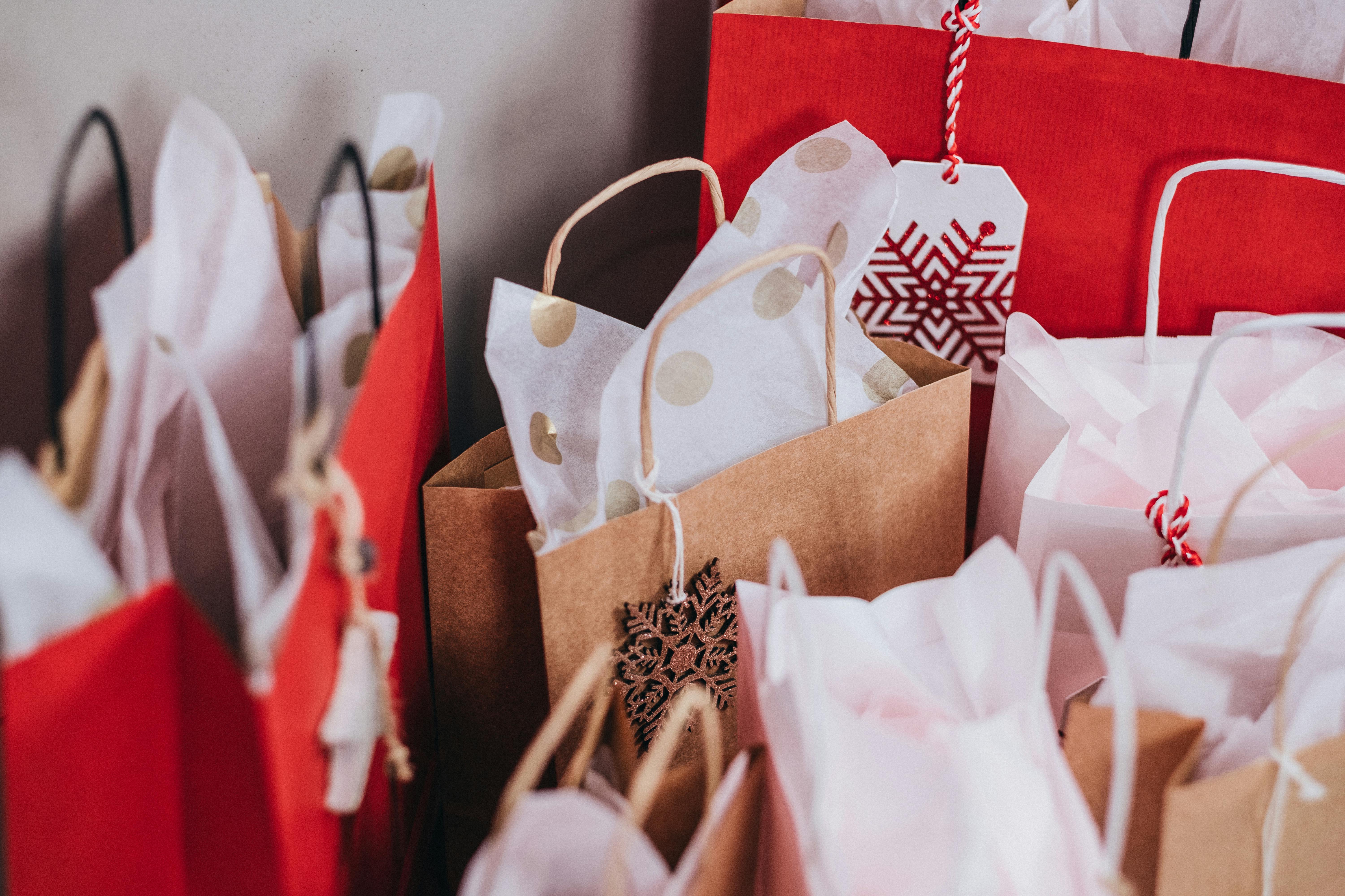 holiday shopping hacks