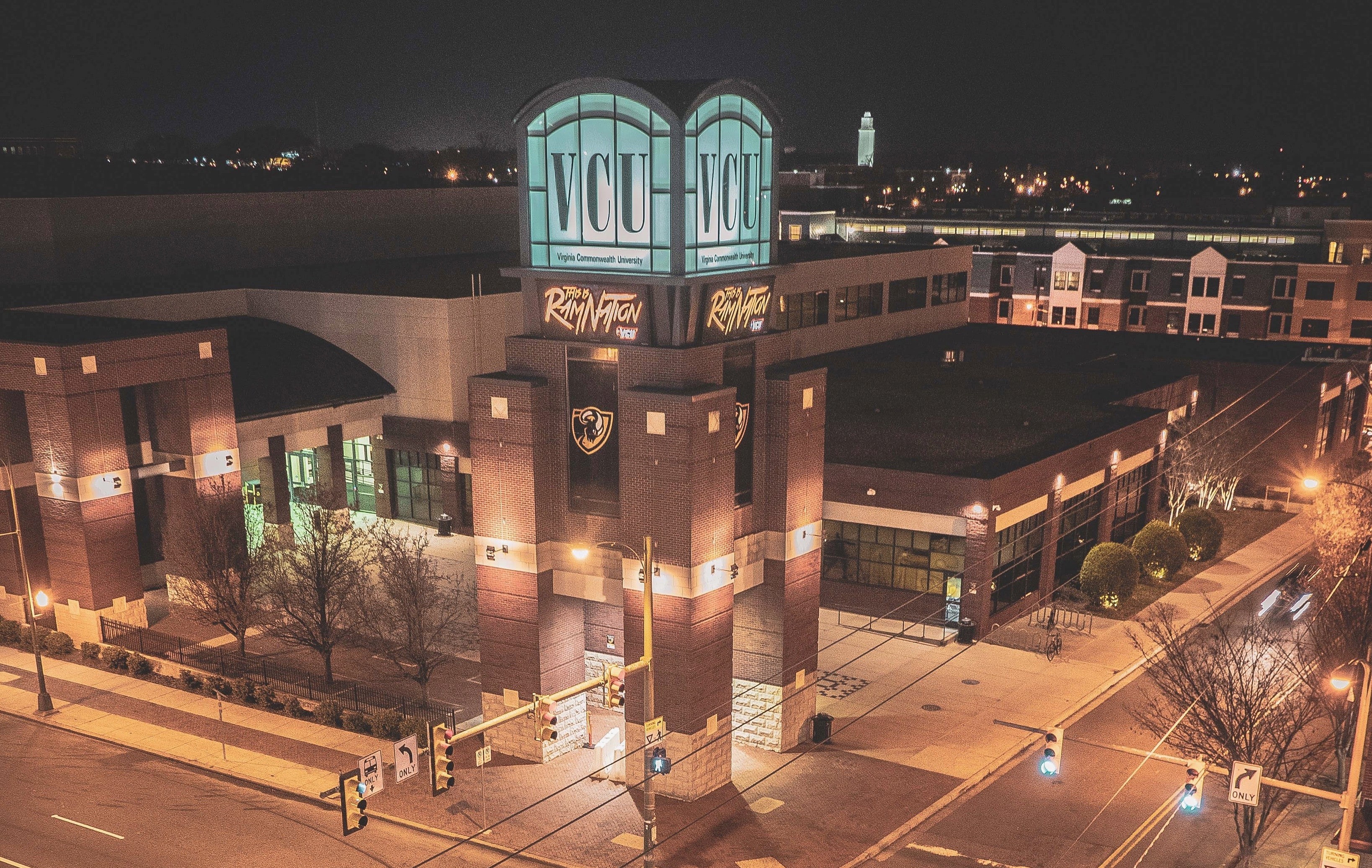 ericfosterhp6rja2egquunsplash 2jpg by Eric Foster