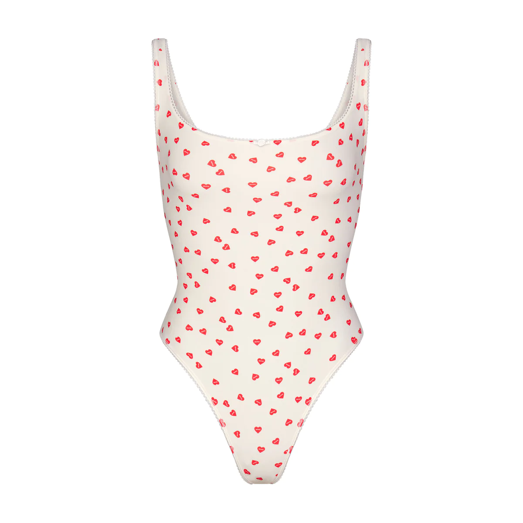 skims bodysuit?width=1024&height=1024&fit=cover&auto=webp