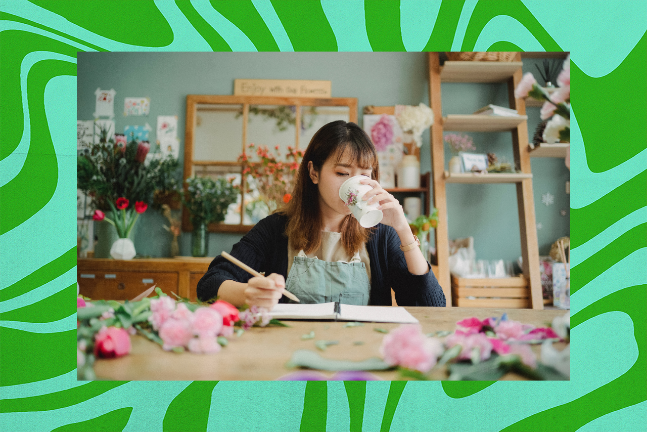 fall solo dates?width=698&height=466&fit=crop&auto=webp&dpr=4