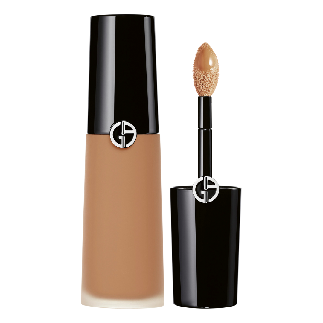 tube of medium-toned concealer