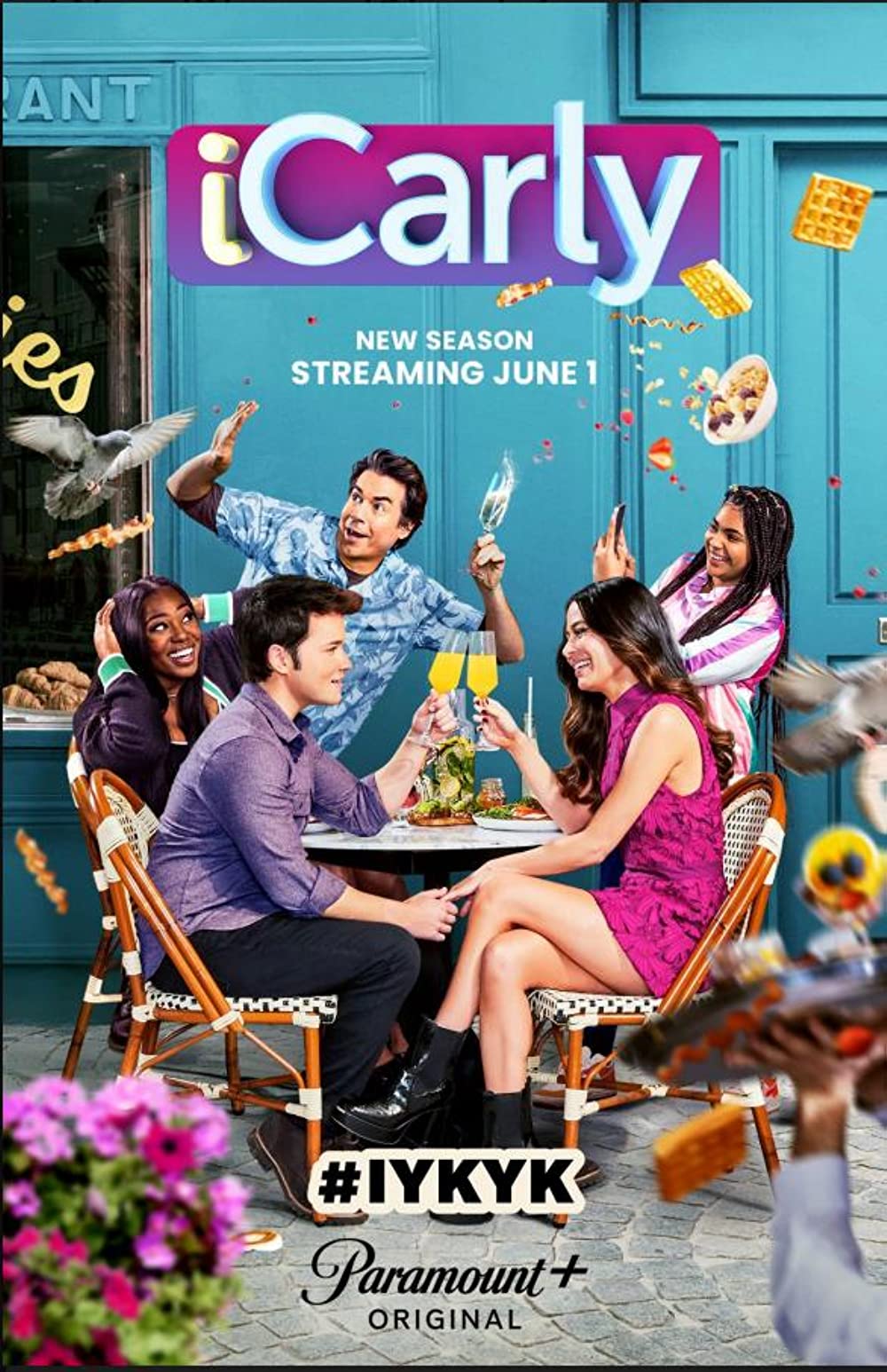 iCarly season 3 poster