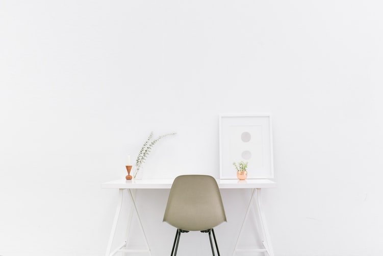deskjpg by Unsplash