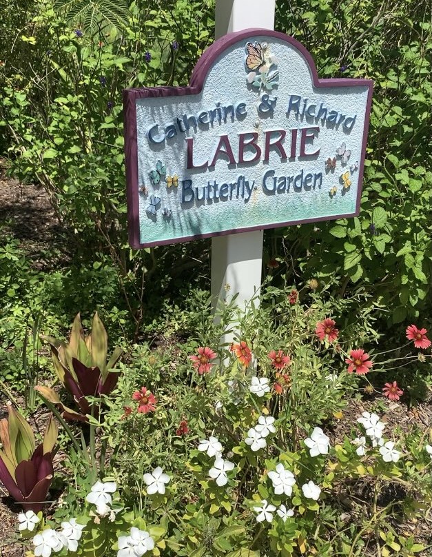 A sign at the Sarasota Garden Club