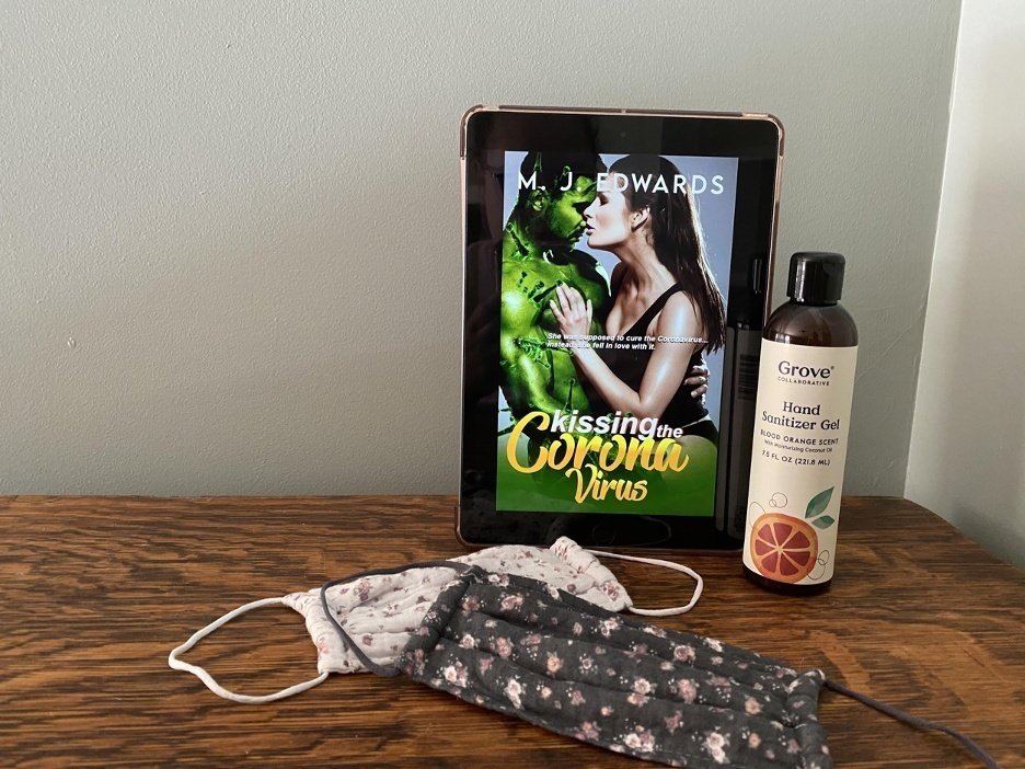 amanda headerpng by Amanda Snead?width=698&height=466&fit=crop&auto=webp&dpr=4