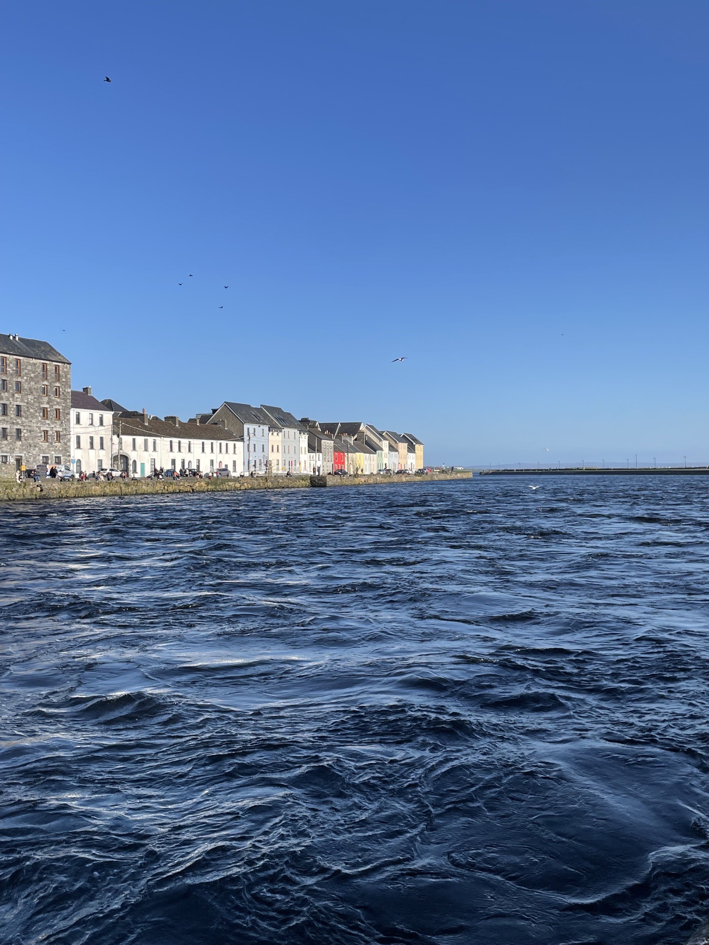 Photo of an Irish coastal town
