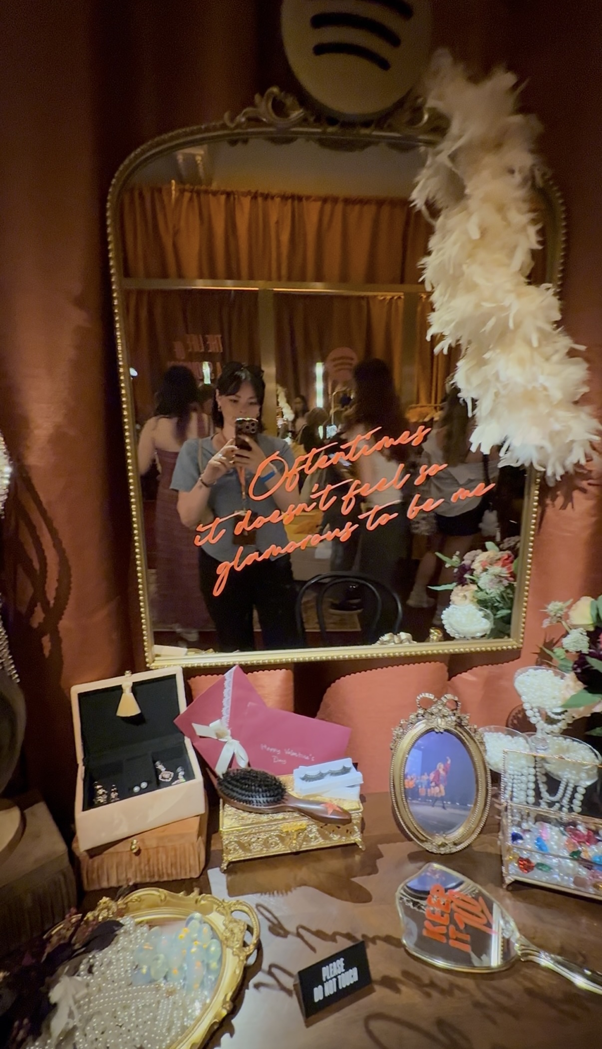 TS Spotify pop-up easter eggs