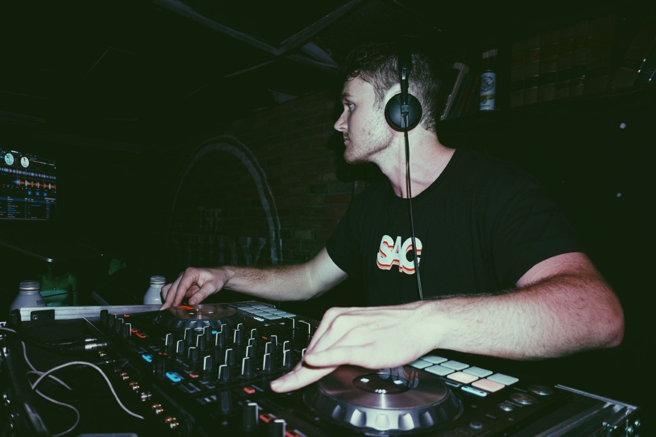 avello pt 1jpg by Adam Lawrence