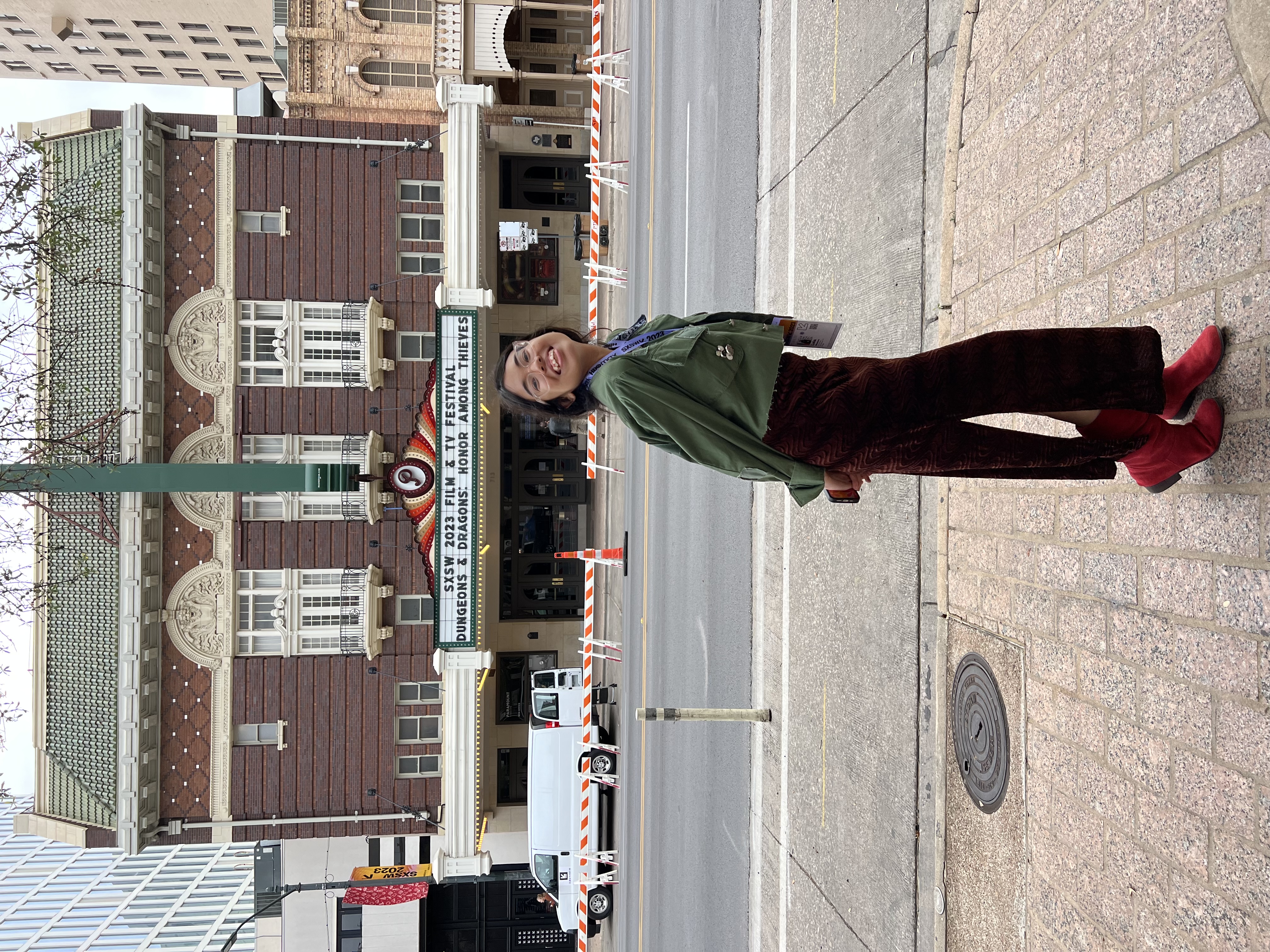 leia standing in front of the paramount