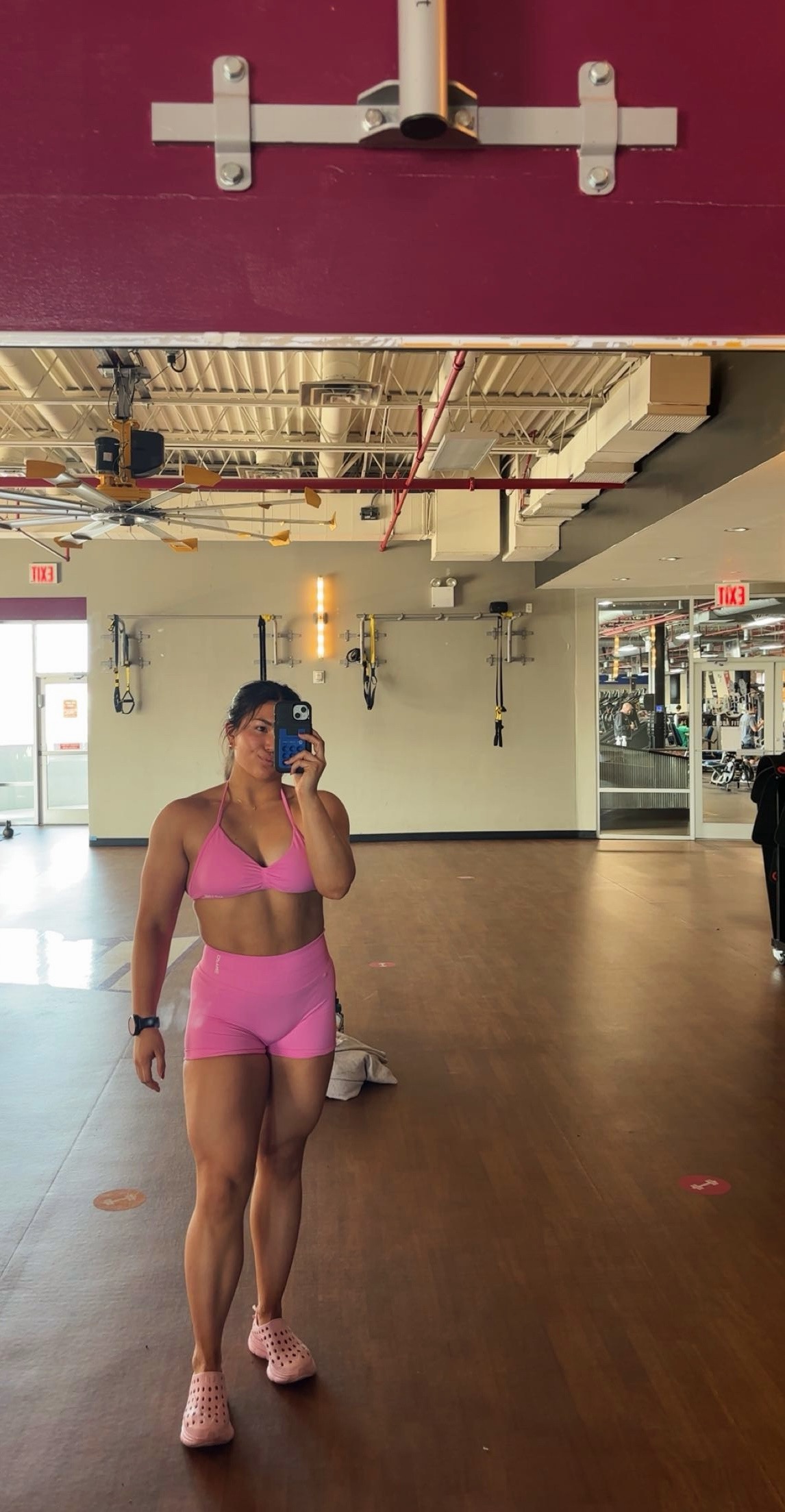 FullSizeRender VSCO Sam Black?width=1024&height=1024&fit=cover&auto=webp&dpr=4